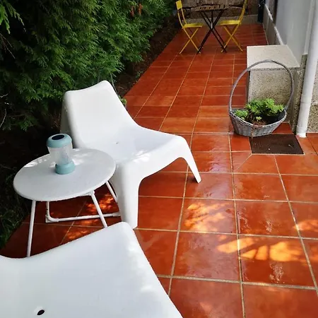 Vivienda Con Jardin Terraza Y Barbacoa