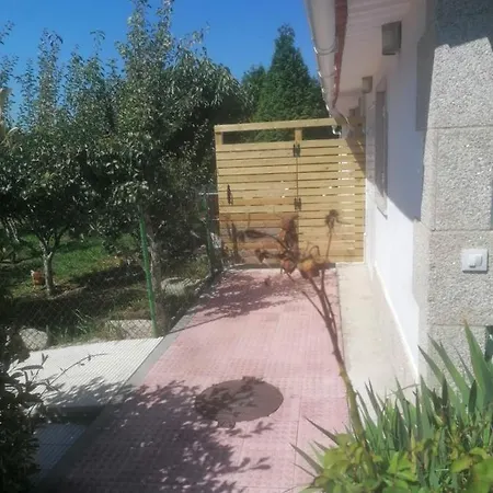 Vivienda Con Jardin Terraza Y Barbacoa