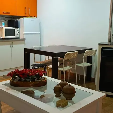 Vivienda Con Jardin Terraza Y Barbacoa