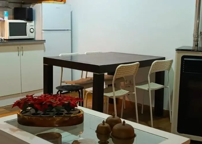 Vivienda Con Jardin Terraza Y Barbacoa